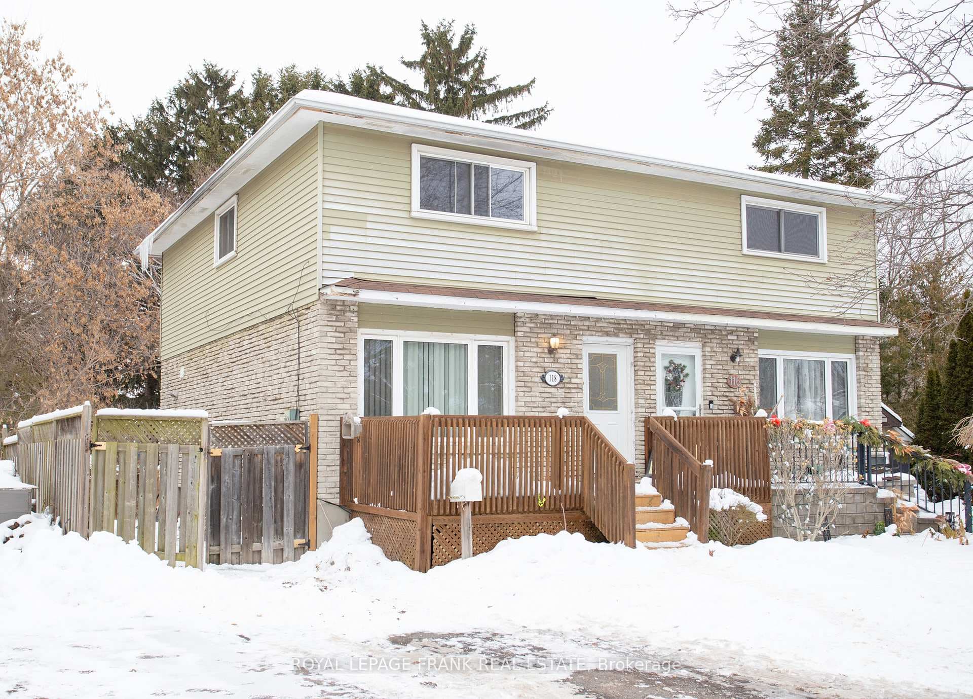 118 Capreol Court, Oshawa, ON L1J 6E6 - Photo 1