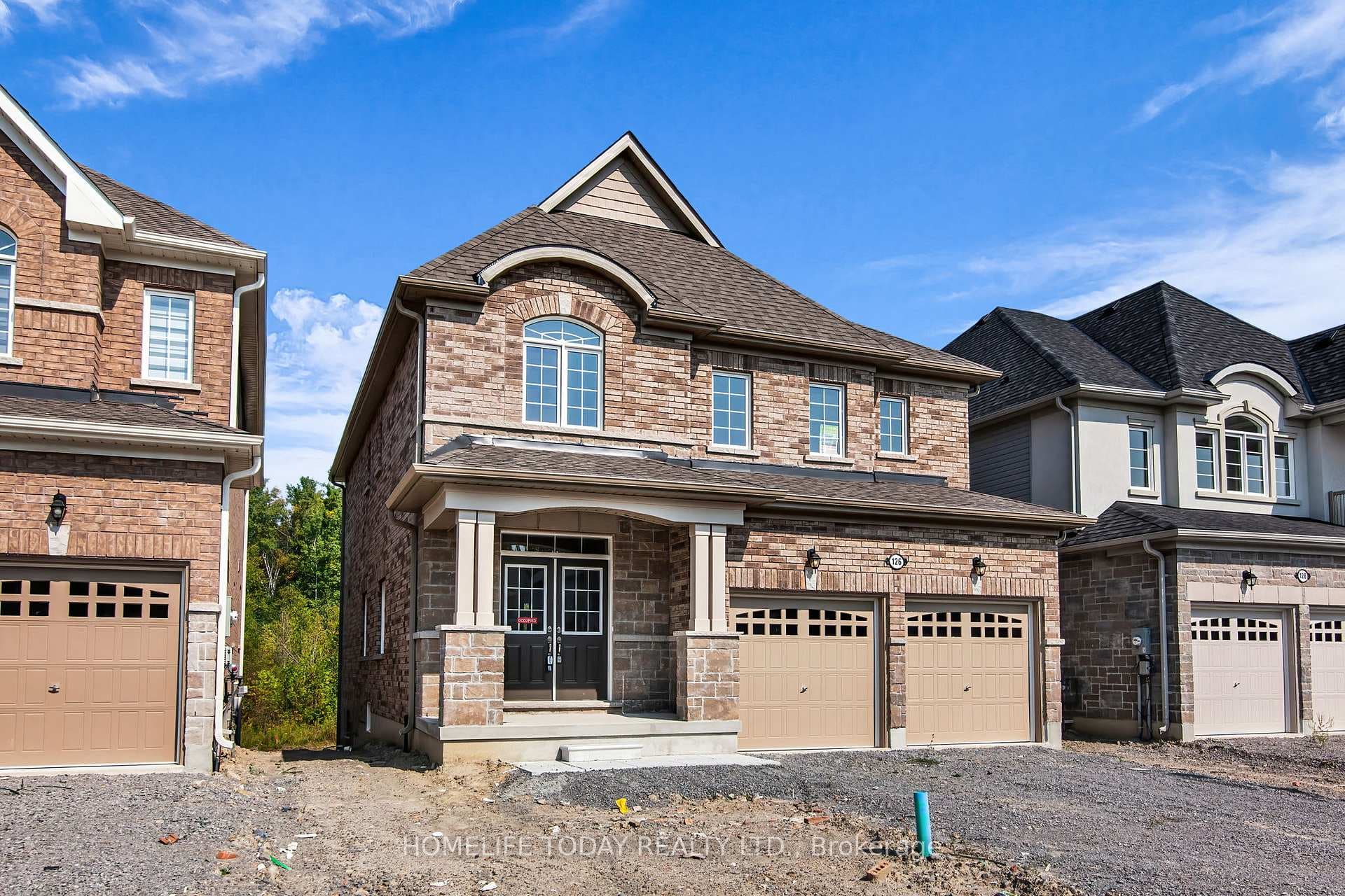 126 Hawkins Street, Georgina, ON L0E 1R0 - Photo 1