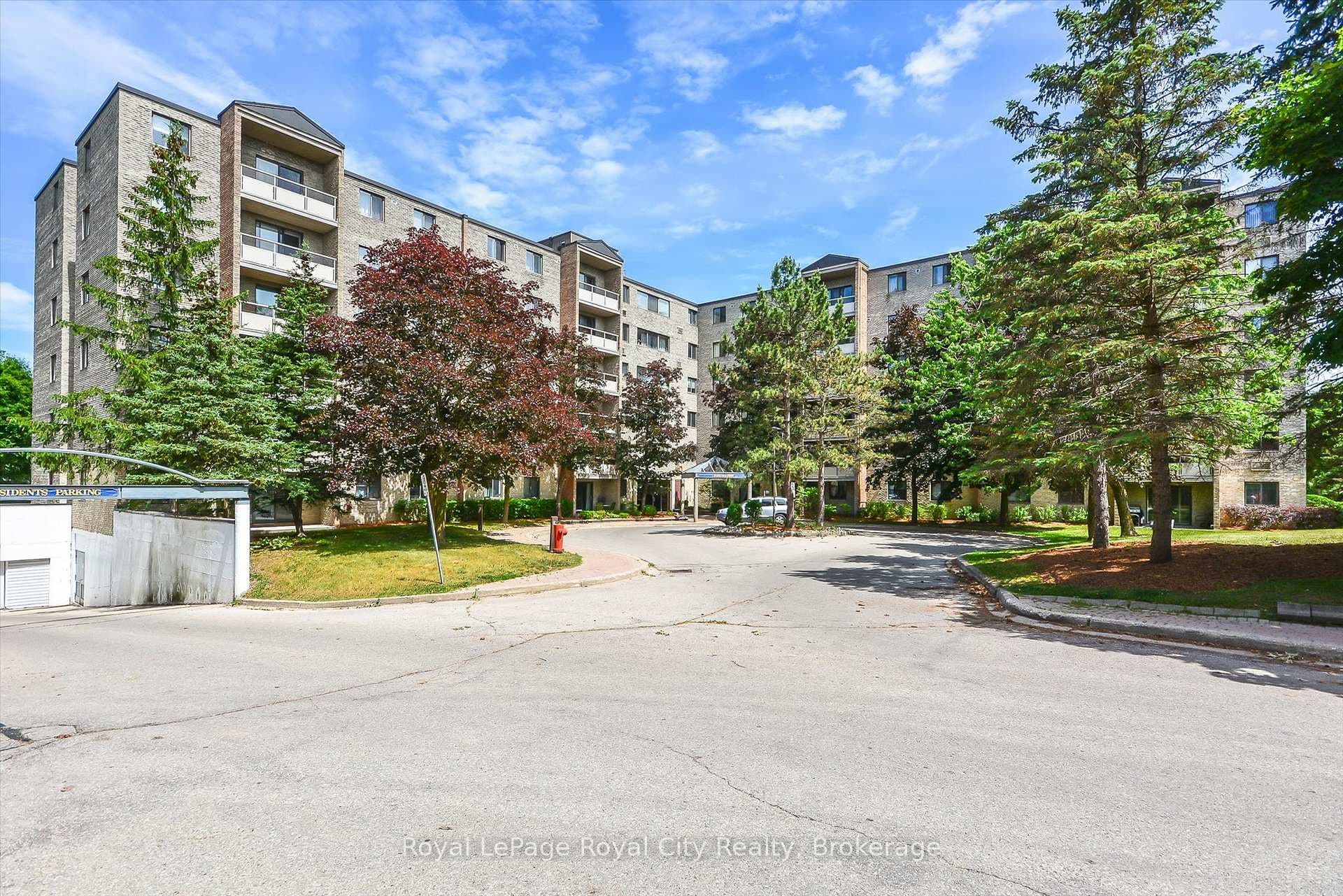 93 Westwood Road Unit 403, Guelph, ON N1H 7J7 - Photo 1