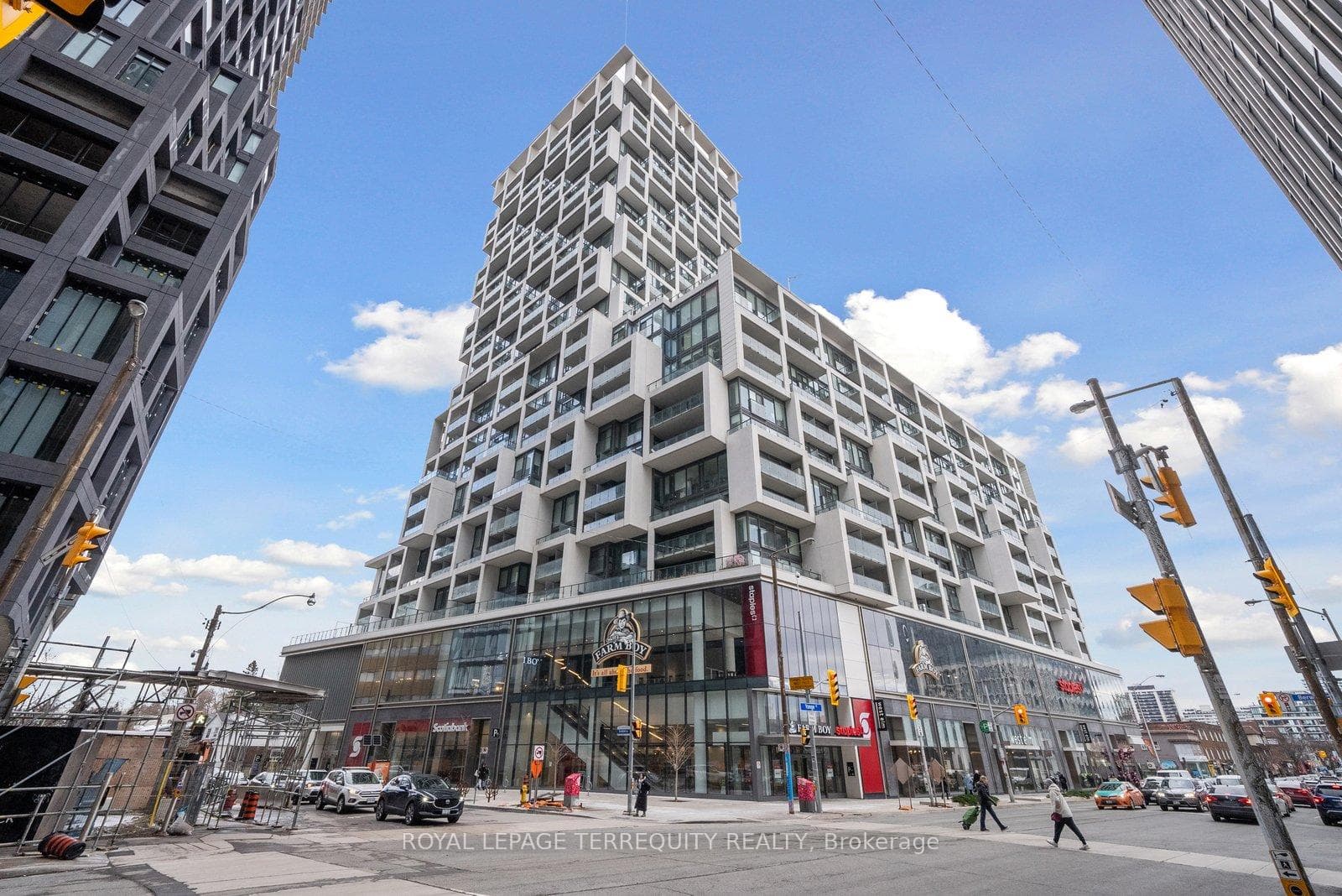 5 Soudan Avenue Unit 703, Leaside / Davisville, ON M4S 0B1 - Photo 1