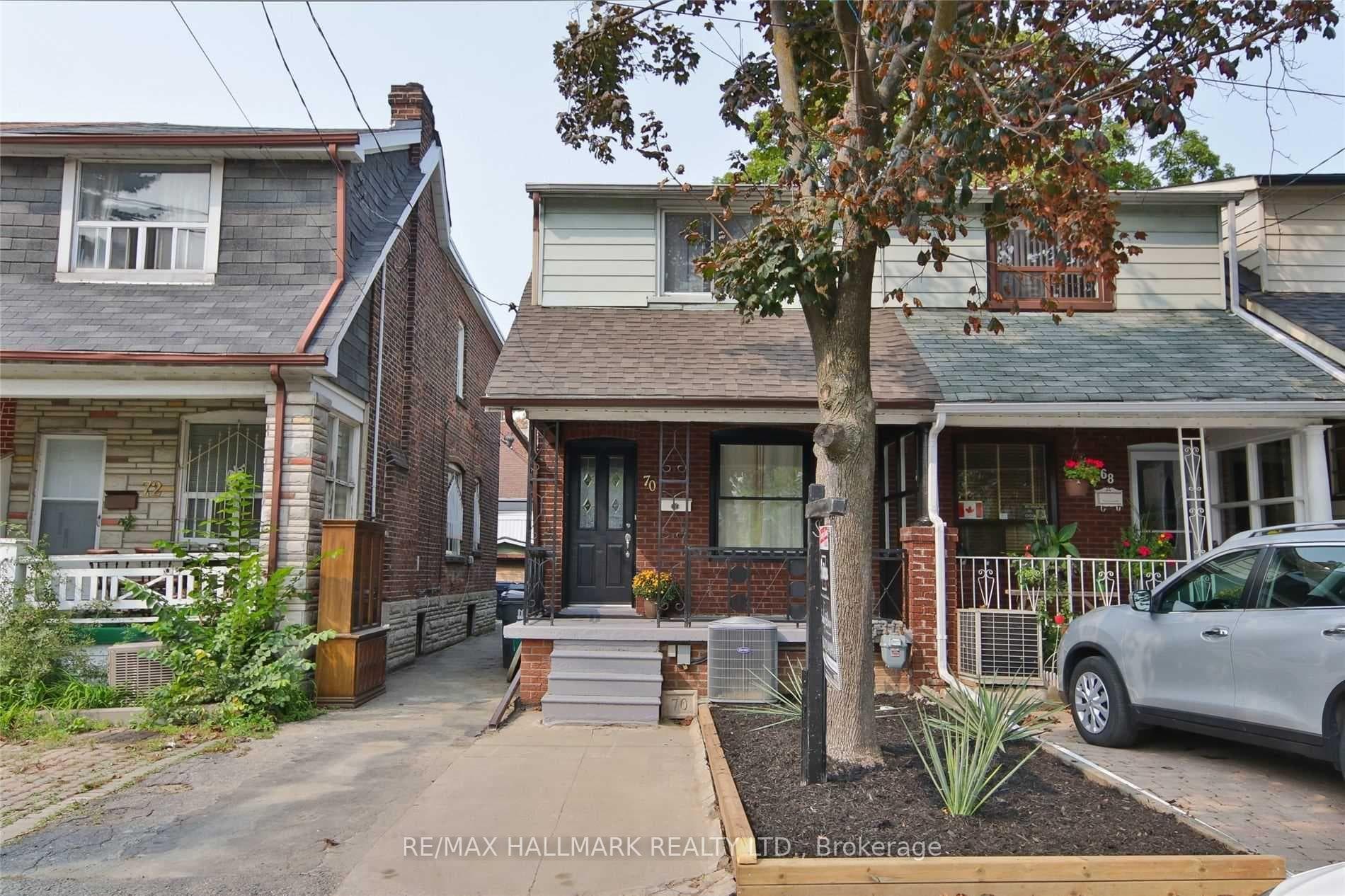 70 Rockwell Avenue Unit Main, Keelesdale / Eglinton West, ON M6N 1N6 - Photo 1
