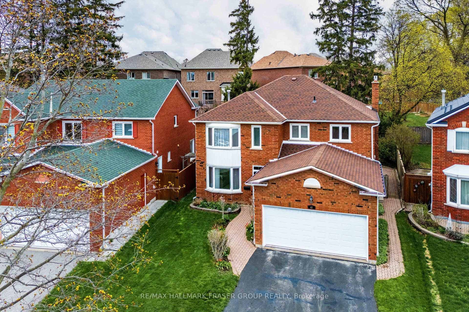 40 Dartmoor Drive, Scarborough (West Hill / Highland Creek)