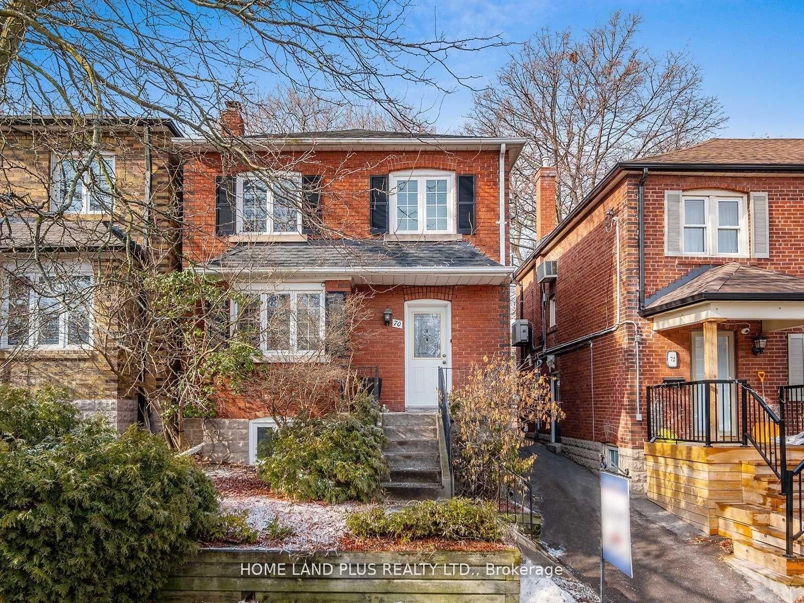 70 Mann Avenue, Toronto C10