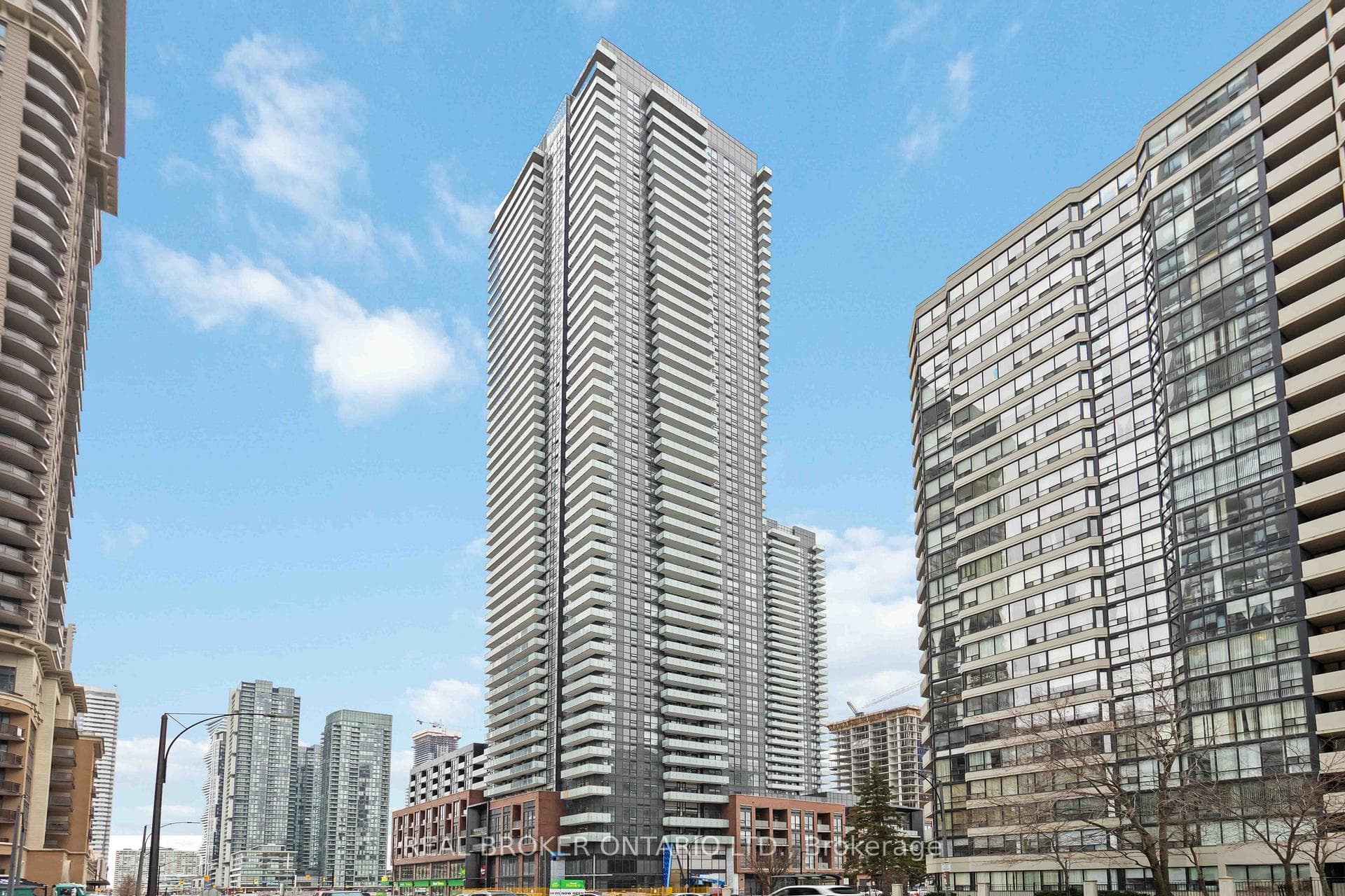 430 Square One Drive Unit 710, Mississauga, ON L5B 0L6 - Photo 1