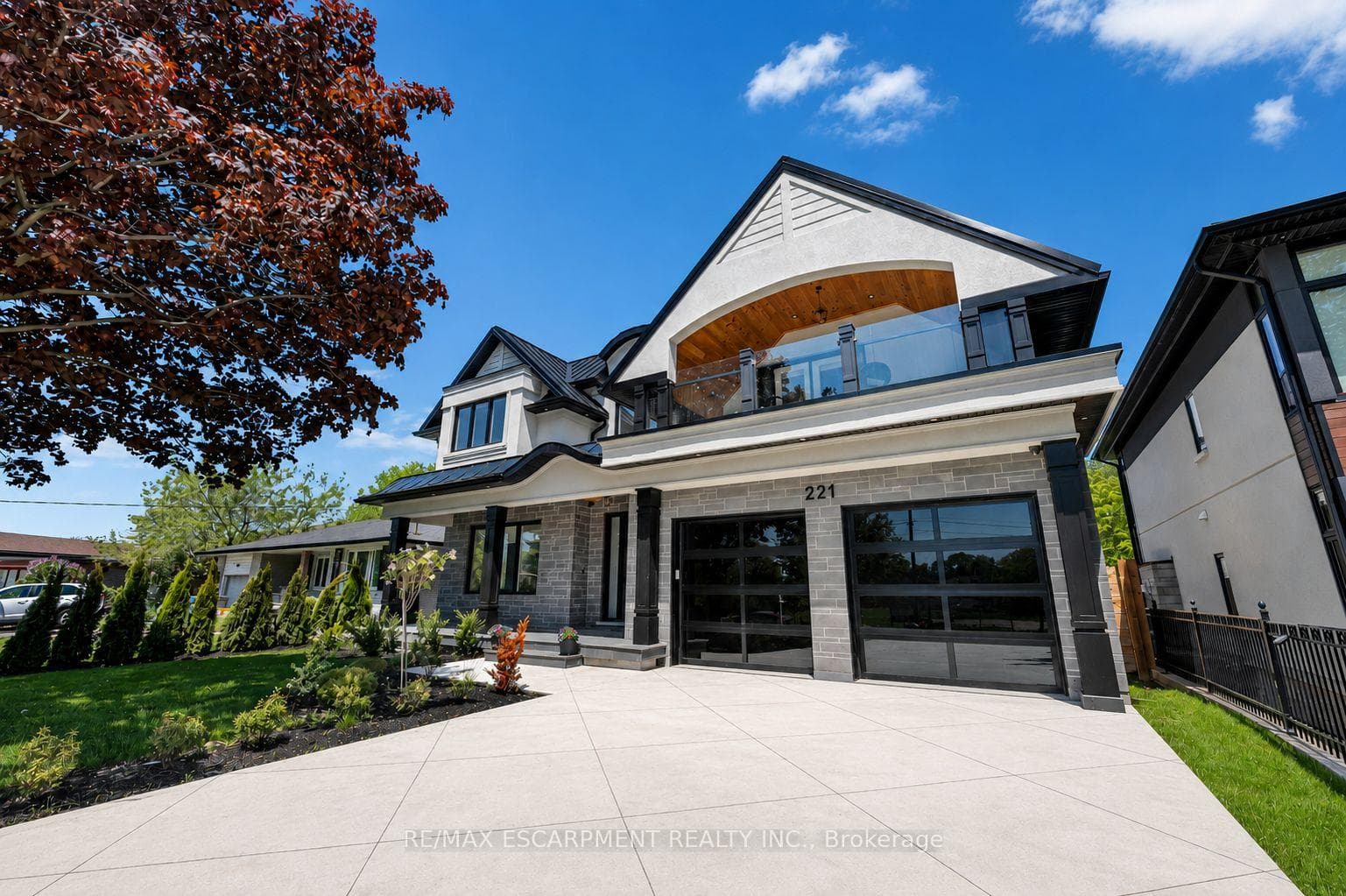 221 Morden Road, Oakville, ON L6K 2S2 - Photo 1