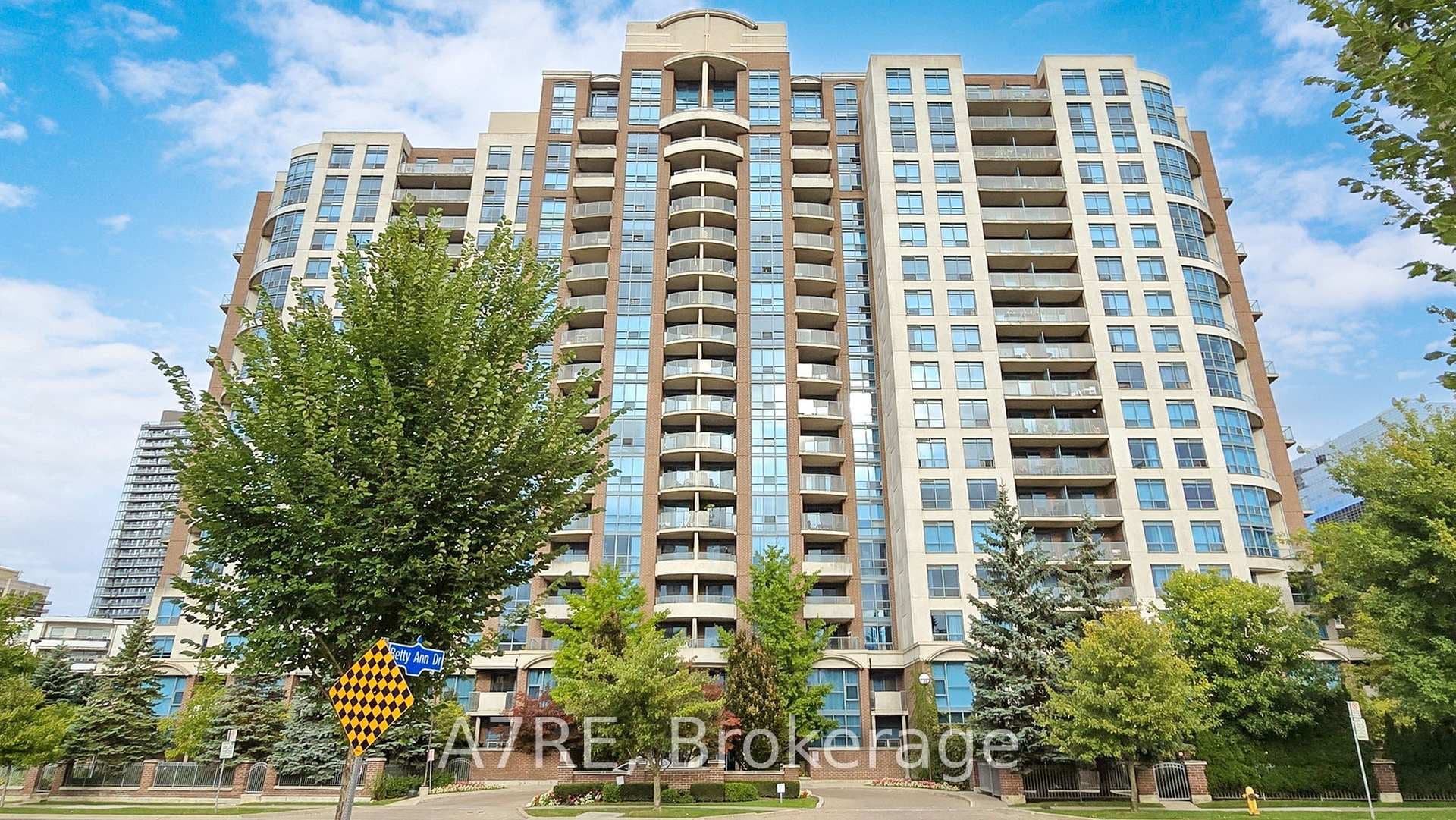 233 Beecroft Road Unit 819, Thornhill / Willowdale, ON M2N 6Z9 - Photo 1