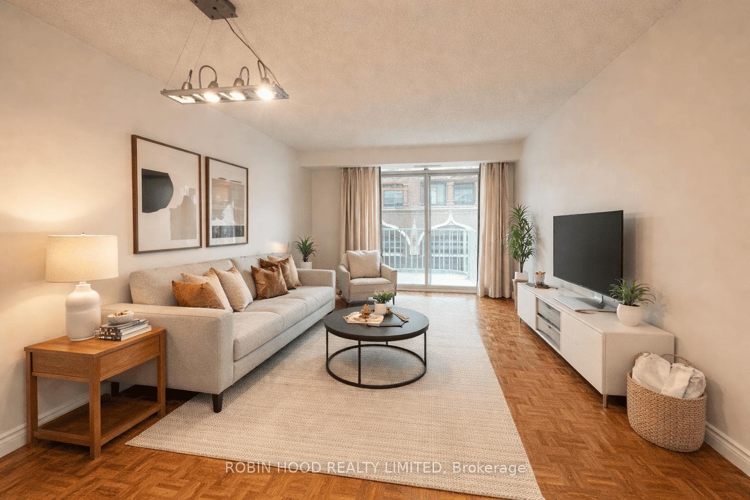 105 Victoria Street Unit 803, Regent Park / Cabbagetown / St. James Town, ON M5C 3B4 - Photo 1