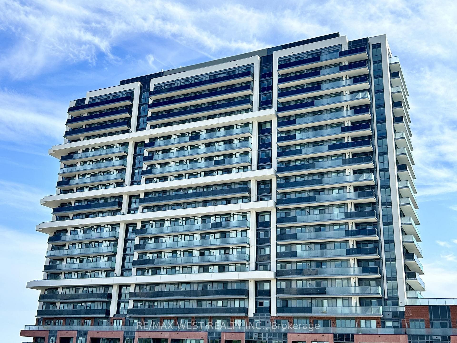 2545 Simcoe Street Unit 1831, Oshawa, ON L1L 0W3 - Photo 1