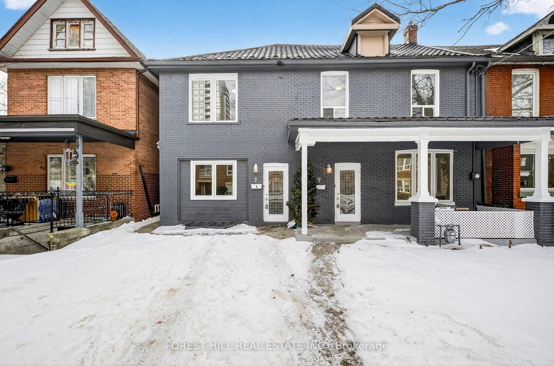 7 Ellsworth Avenue Unit 2nd Floor, Annex / Yorkville / Summerhill, ON M6G 2K4 - Photo 1