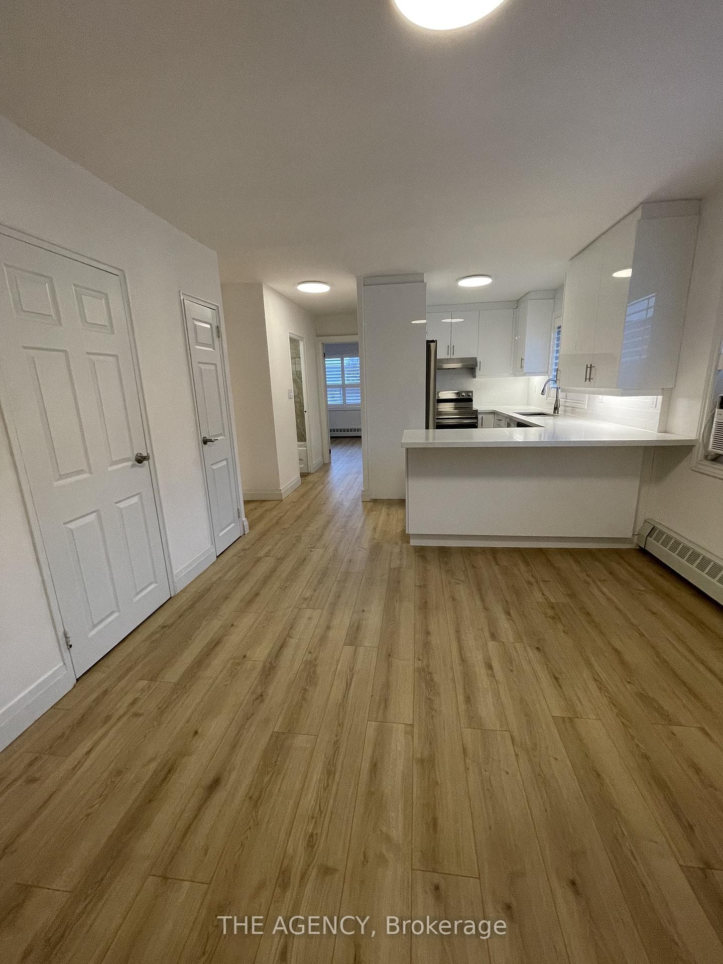 2940 Dundas Street Unit 2, Bloor West Village / Swansea, ON M6P 1Y8 - Photo 1