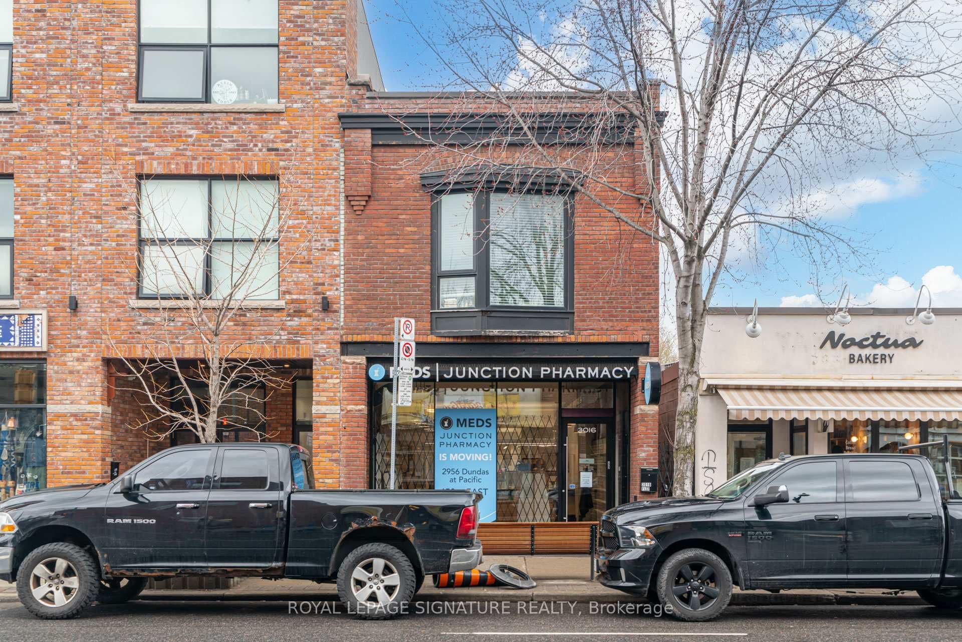 3016 Dundas Street, Bloor West Village / Swansea, ON M6P 1Z3 - Photo 1