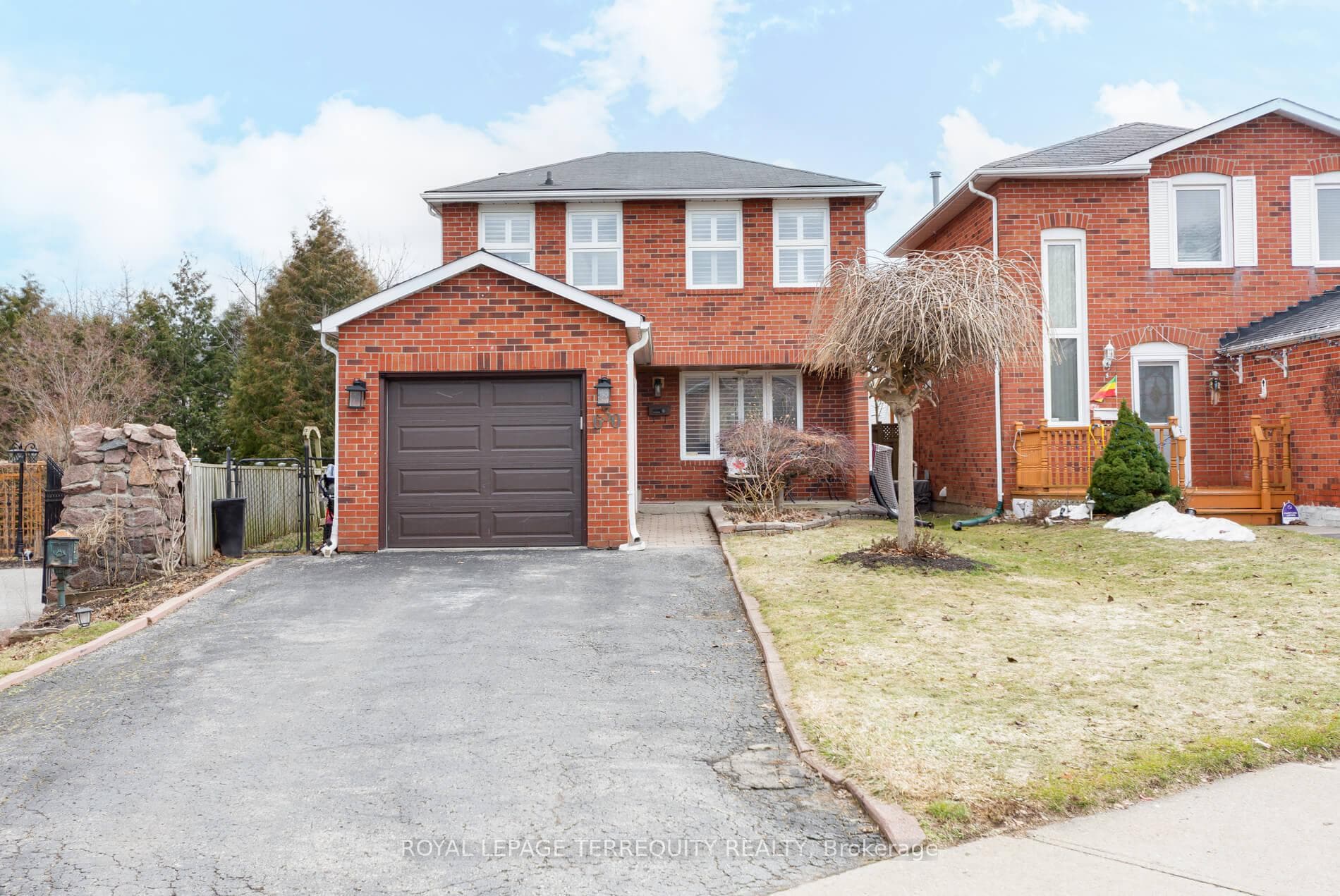 630 Sultana Square, Pickering, ON L1V 3Y3 - Photo 1
