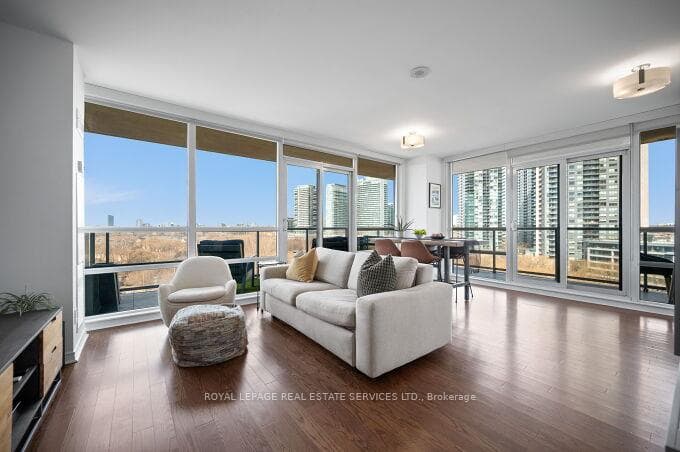 15 Legion Road Unit 904, Liberty Village / Parkdale / South Parkdale, ON M8V 0A9 - Photo 1