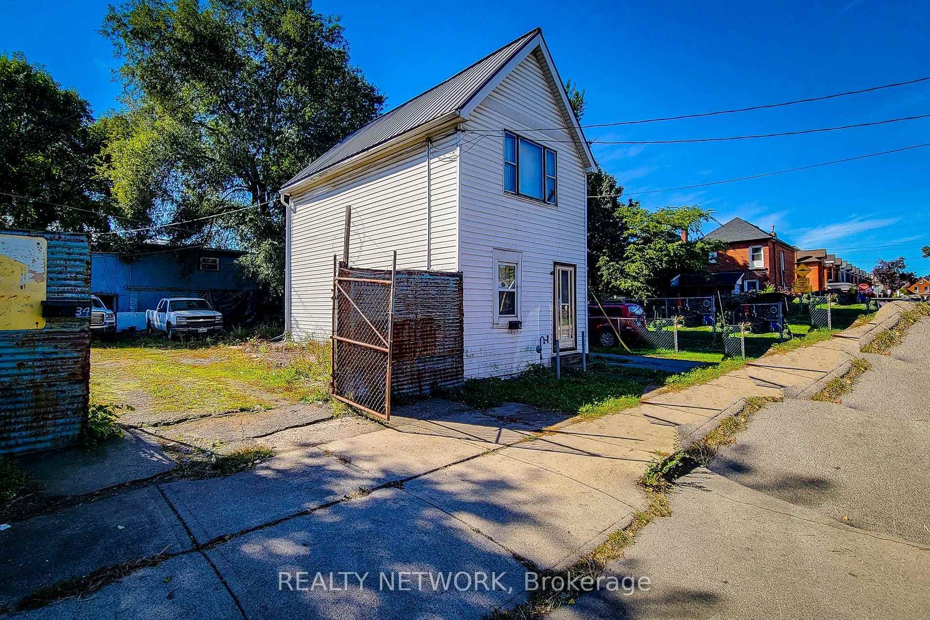 32-34 Clinton Street, Hamilton