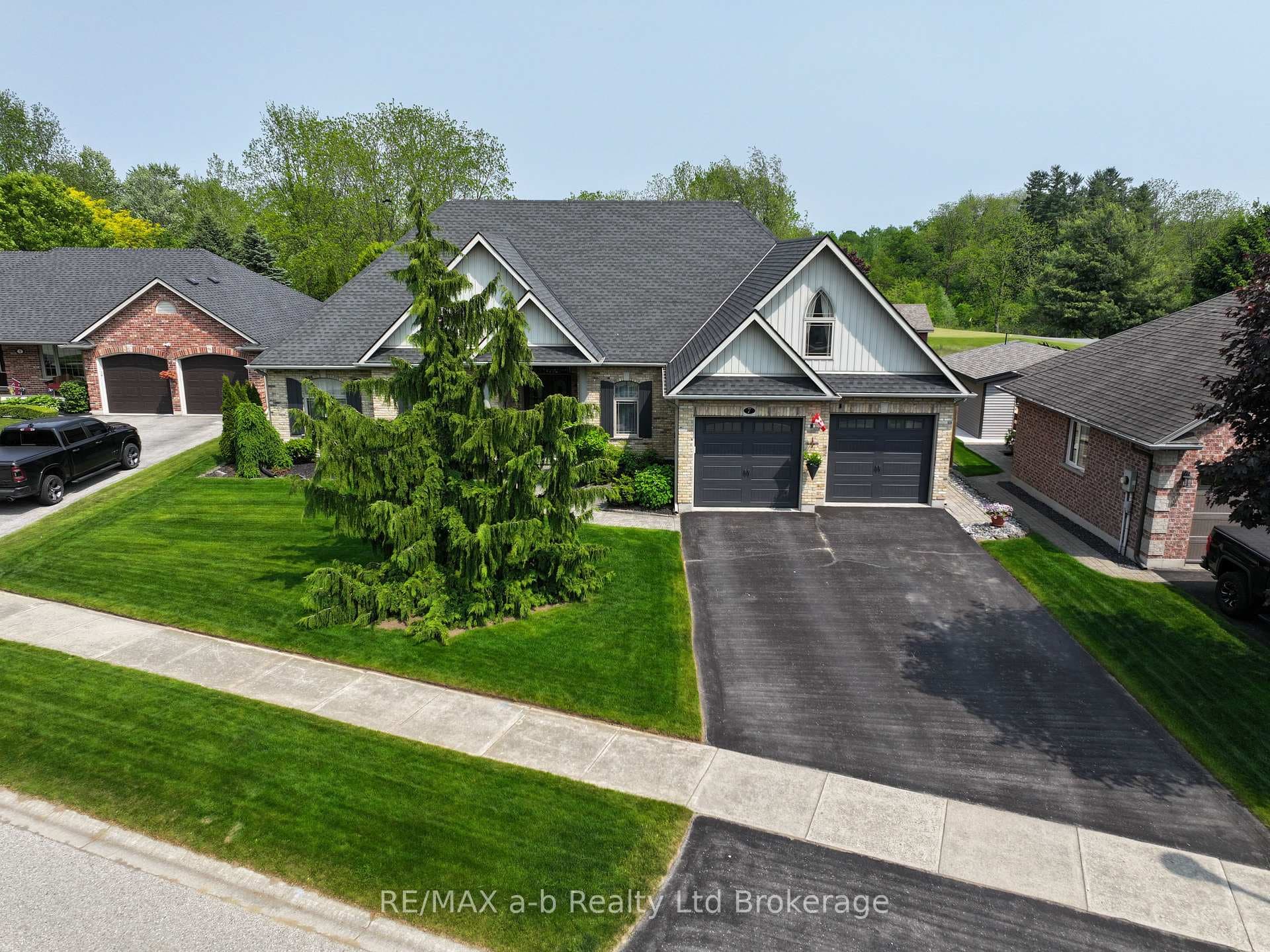 7 OTTERVIEW Drive, Norwich, ON N0J 1R0 - Photo 1