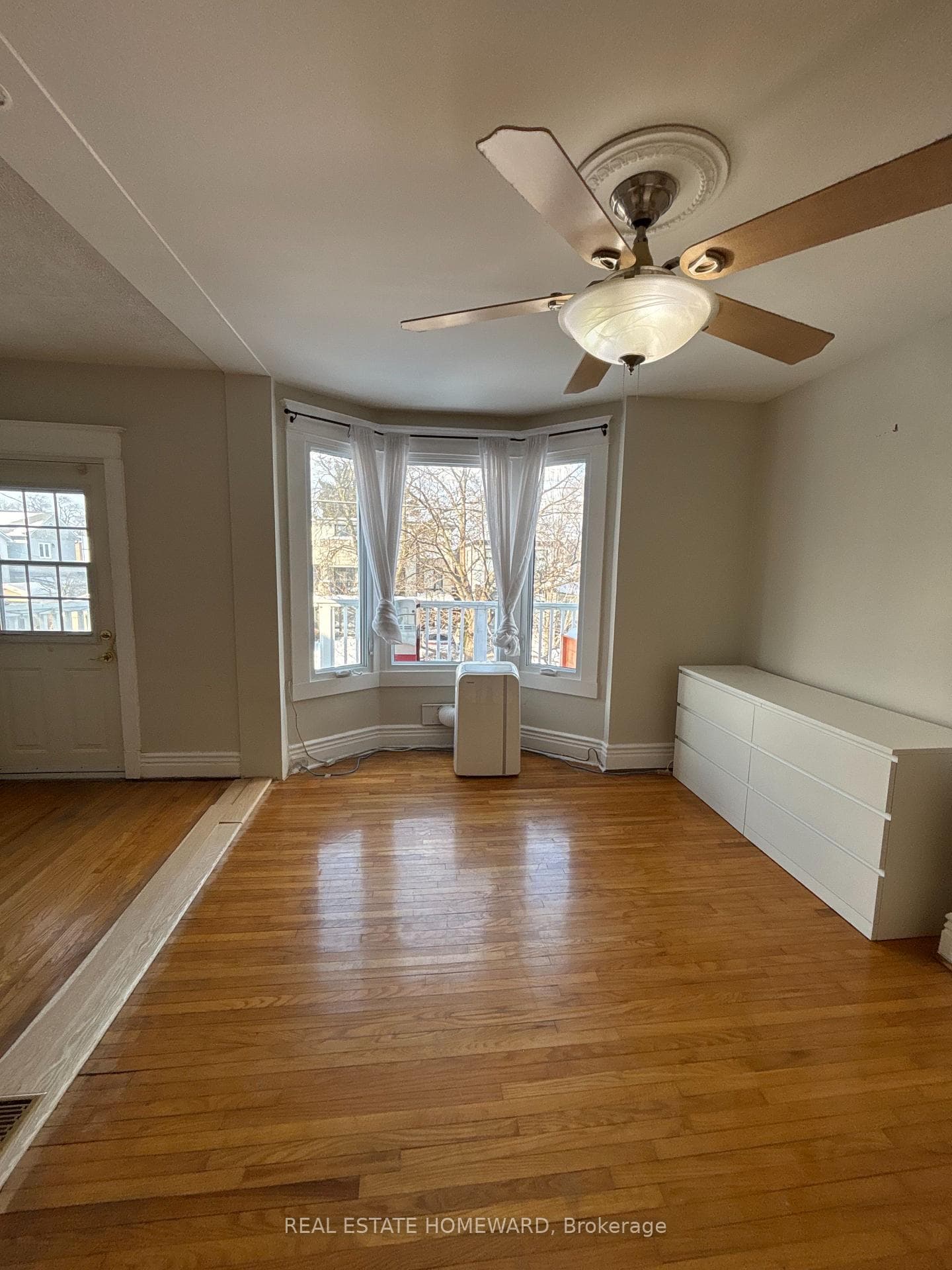 75 Dunkirk Road Unit 2nd Floor, Danforth / East York, ON M4C 2M5 - Photo 1