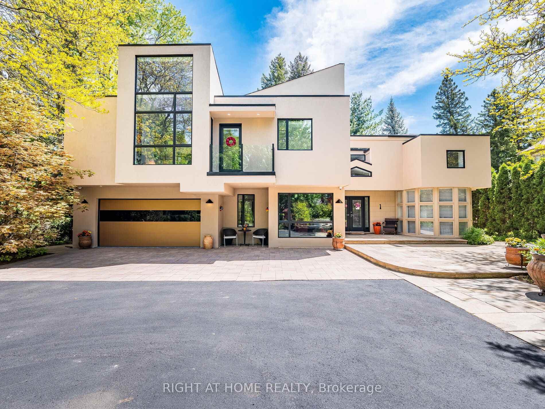 1 Friars Lane, Etobicoke (Islington / Rexdale), ON M9A 1T6 - Photo 1