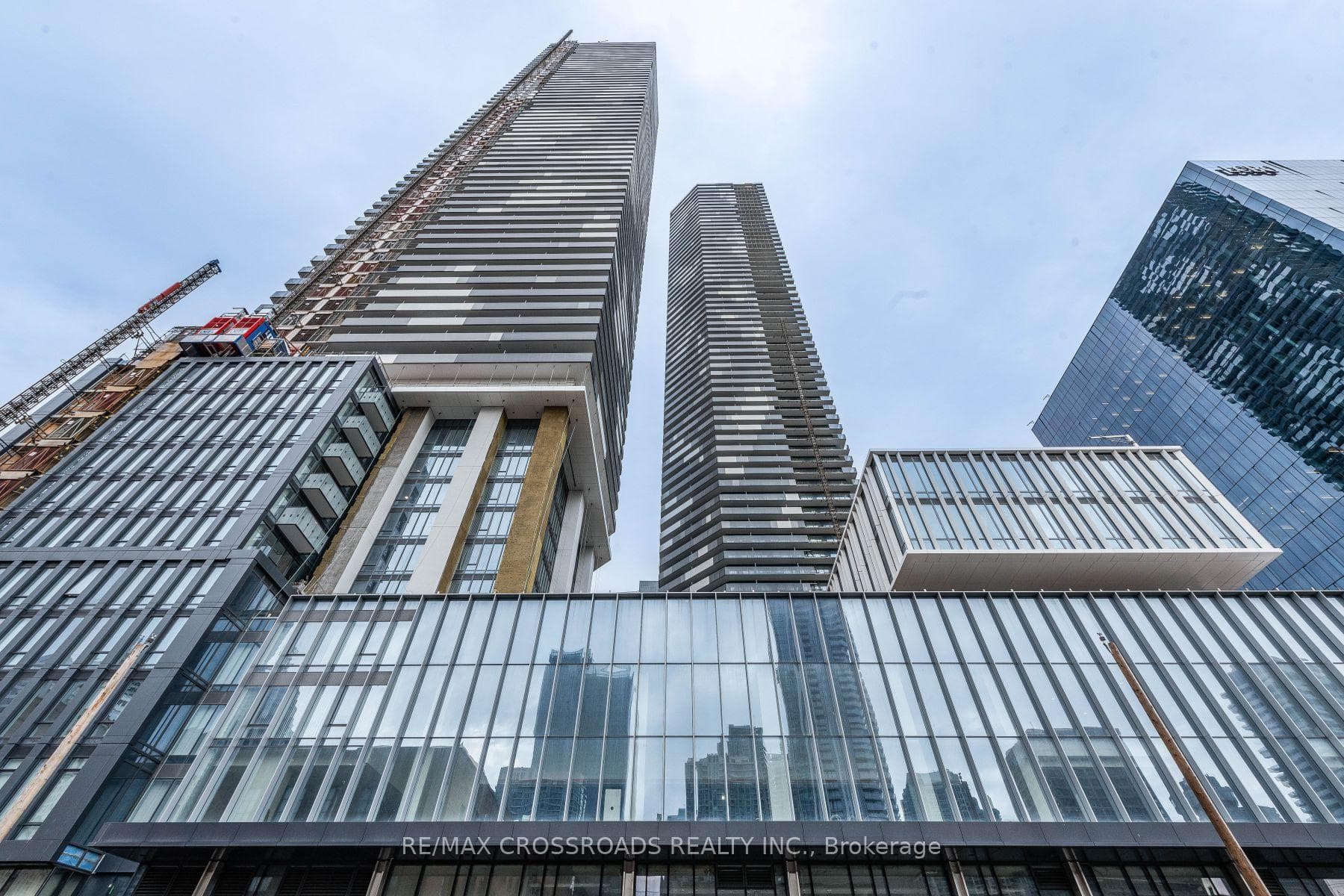 55 Cooper Street Unit 2507, Regent Park / Cabbagetown / St. James Town, ON M5E 0G1 - Photo 1