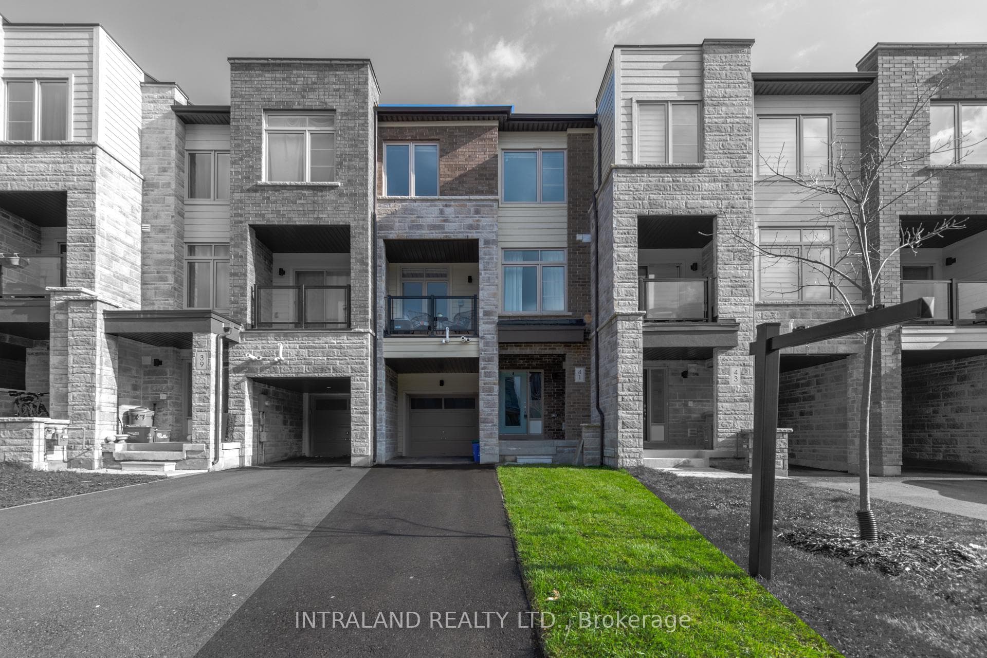 41 Vantage Loop N/A, Newmarket, ON L3X 0K6 - Photo 1