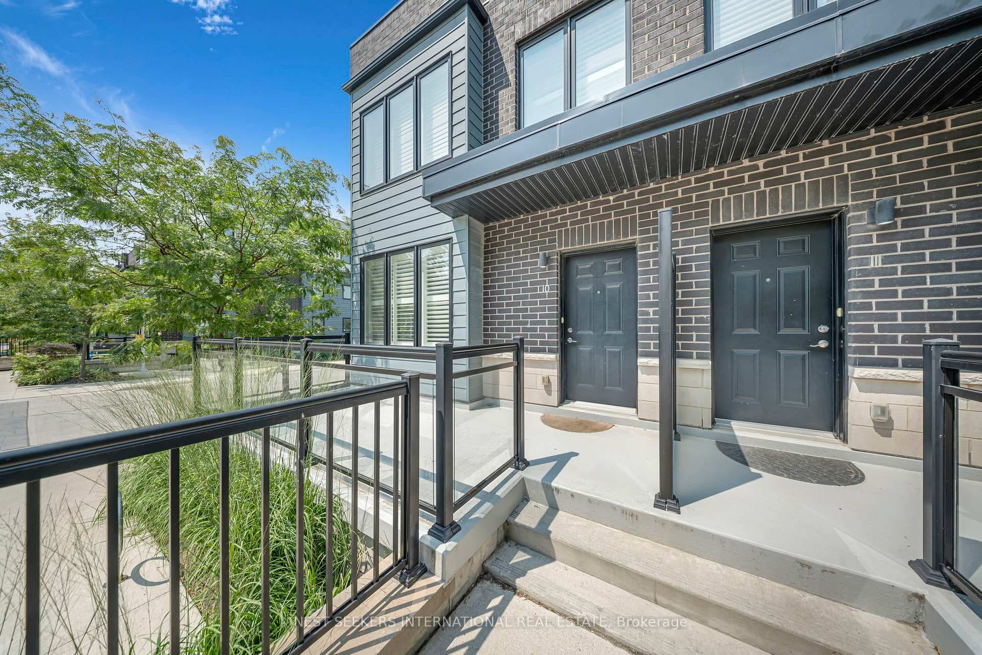 2212 Bromsgrove Road Unit 10, Mississauga
