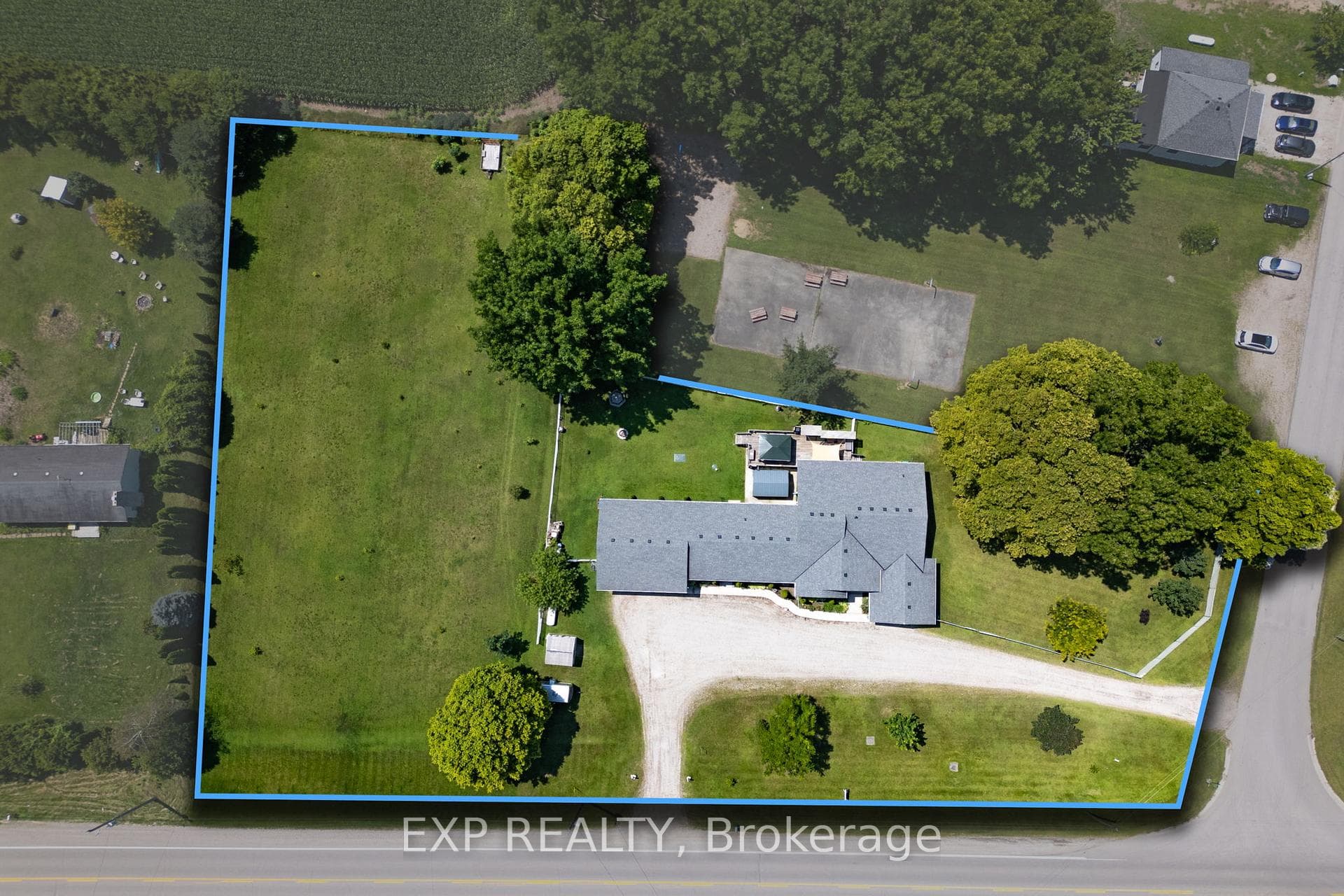 20437 Melbourne Road, Southwest Middlesex, ON N0L 1T0 - Photo 1