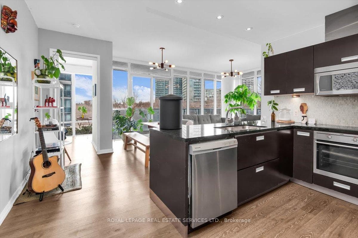90 Park Lawn Road Unit 316, Liberty Village / Parkdale / South Parkdale, ON M8Y 0B6 - Photo 1