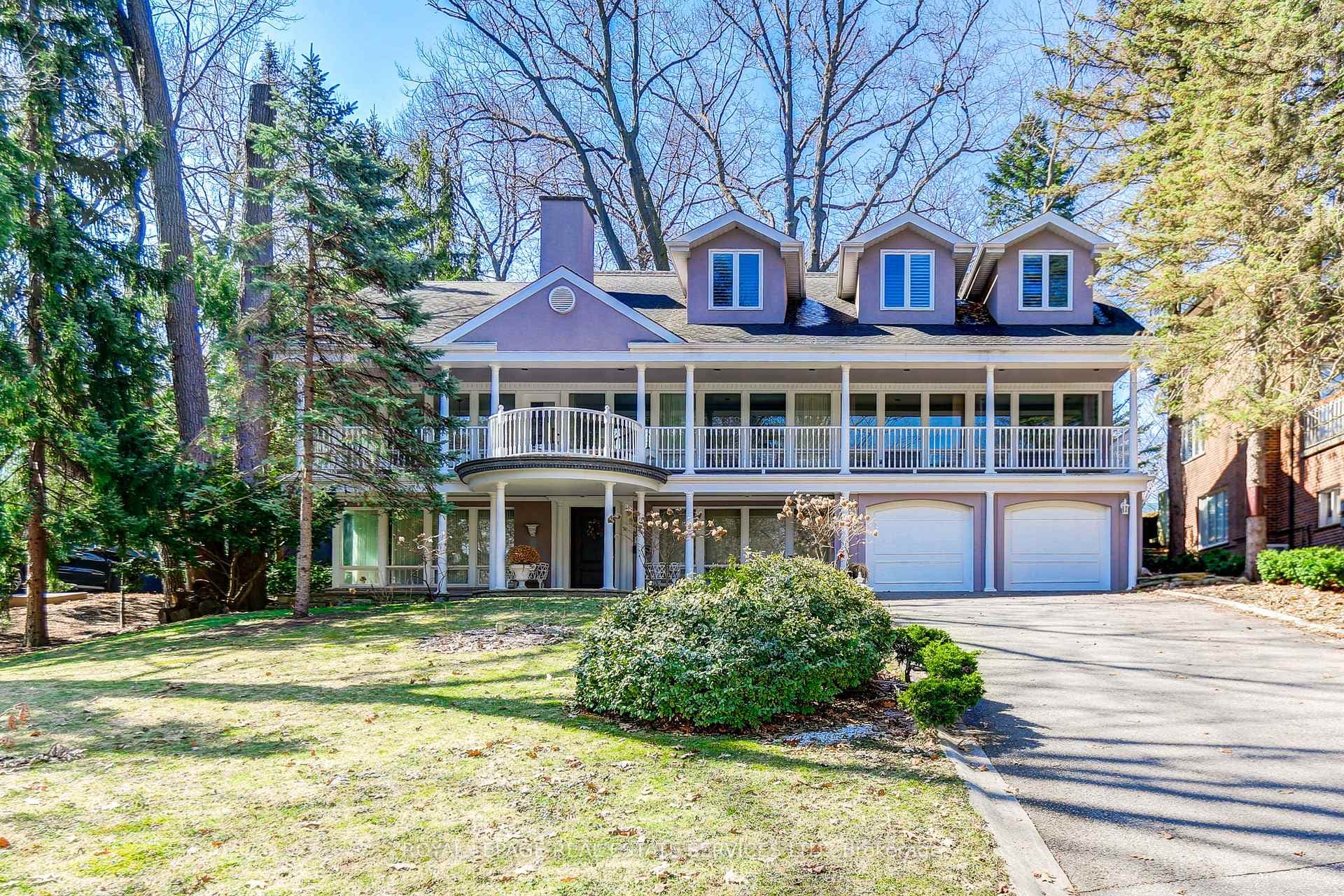 32 Edenbrook Hill, Etobicoke (Islington / Rexdale), ON M9A 3Z6 - Photo 1