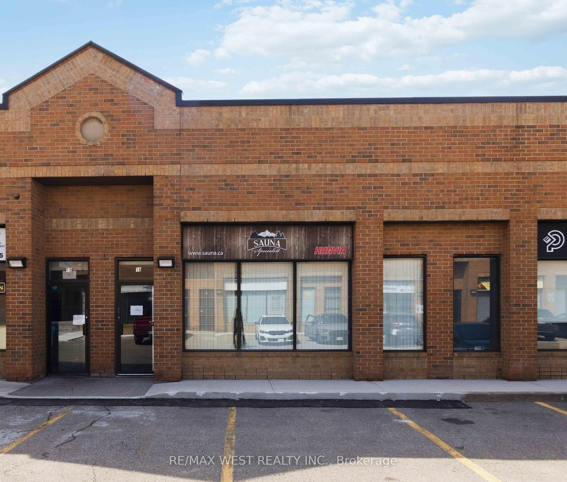1320 Mid-Way Boulevard Unit 16, Mississauga, ON L5T 2K4 - Photo 1