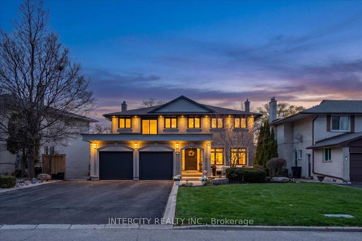 61 Golfwood Heights, Etobicoke (Kingsview Village / Humber Heights), ON M9P 3L8 - Photo 1