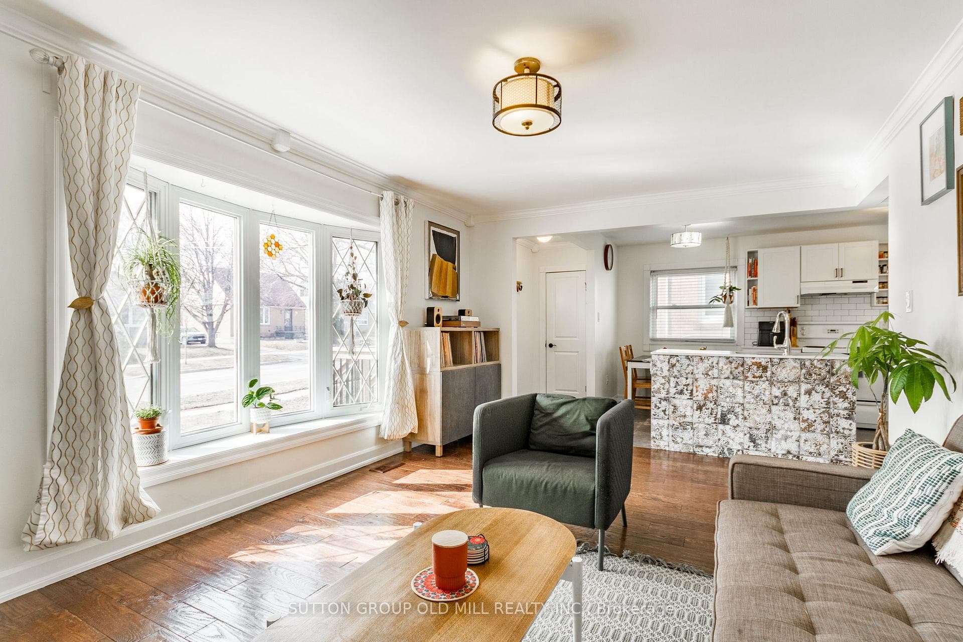 36 Allenby Avenue, Etobicoke (West Mall / Rexdale), ON M9W 1S6 - Photo 1