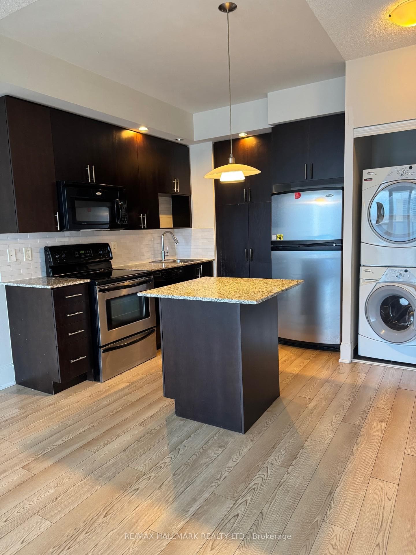 181 Wynford Drive Unit 1410, Don Mills / Parkwoods / Victoria Village, ON M3C 0C6 - Photo 1