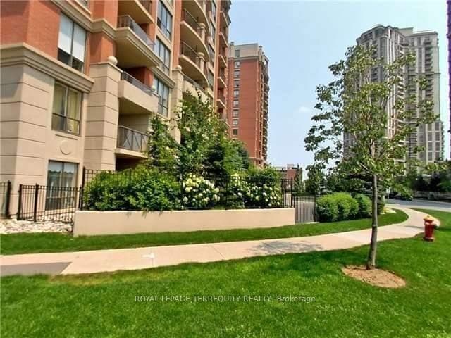 55 Harrison Garden Boulevard Unit 806, Willowdale / Newtonbrook, ON M2N 7G3 - Photo 1