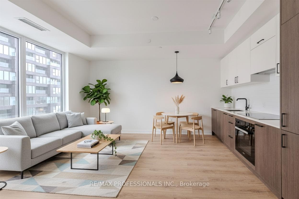 1 Quarrington Lane Unit 720, Don Mills / Parkwoods / Victoria Village, ON M3C 0S4 - Photo 1