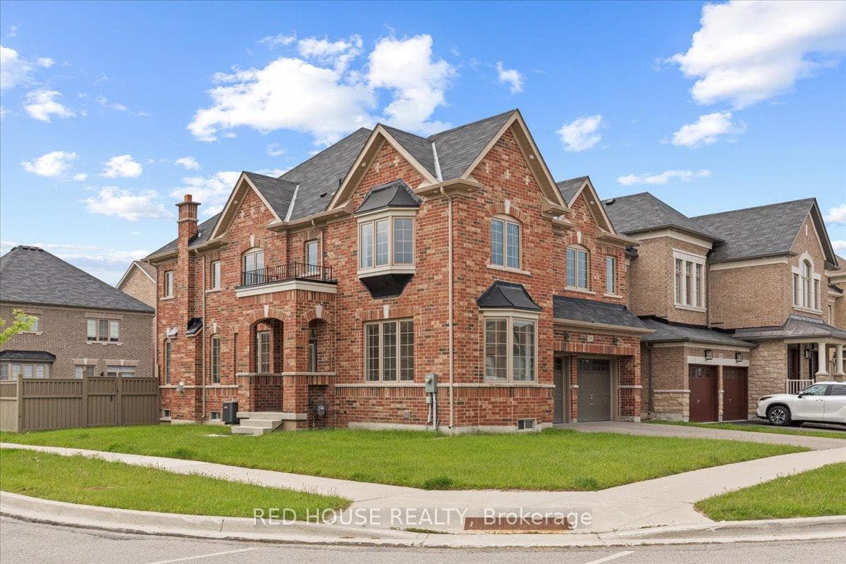 580 Mactier Drive, Vaughan