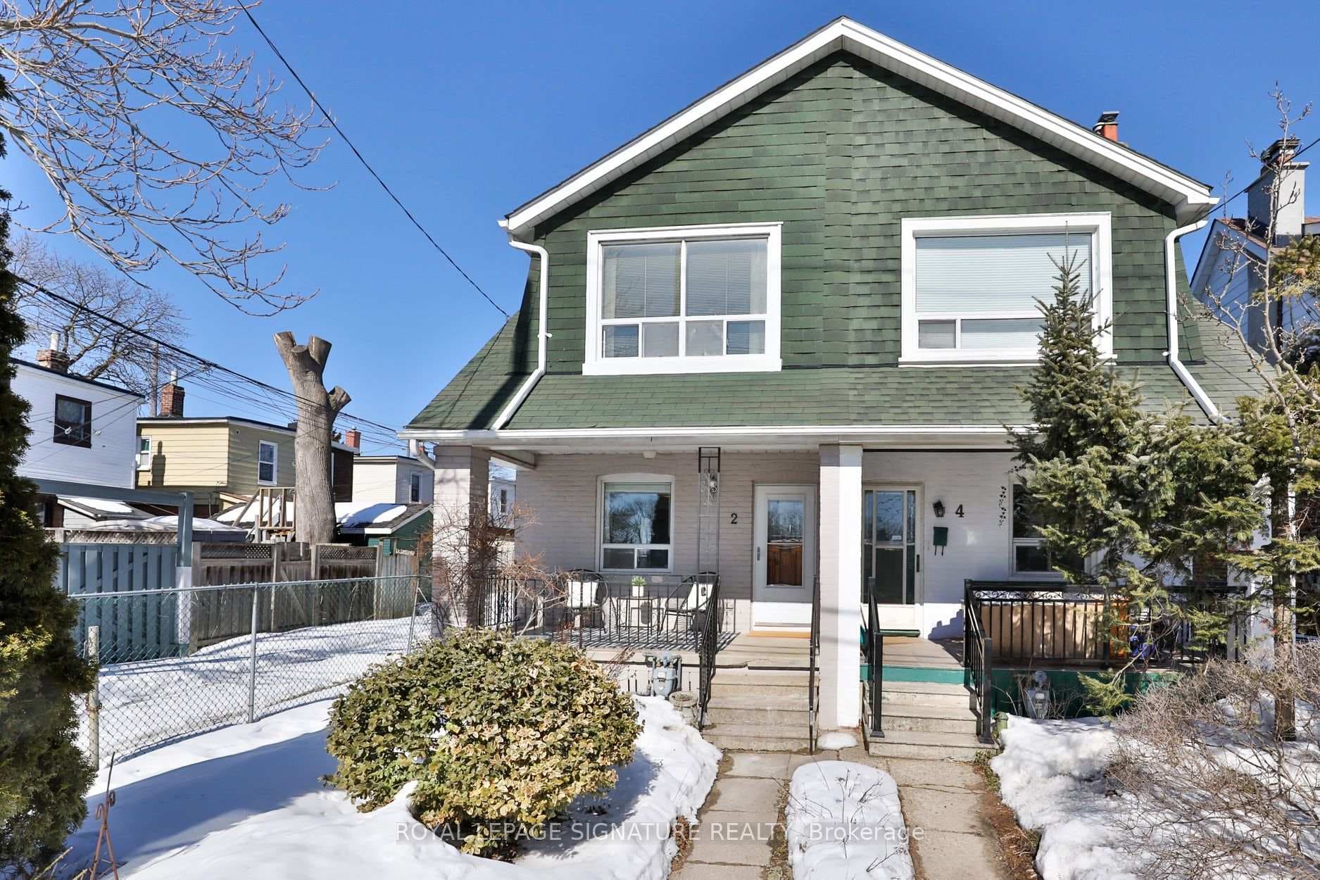 2 Earl Haig Avenue, The Beaches / Upper Beaches, ON M4C 1E1 - Photo 1