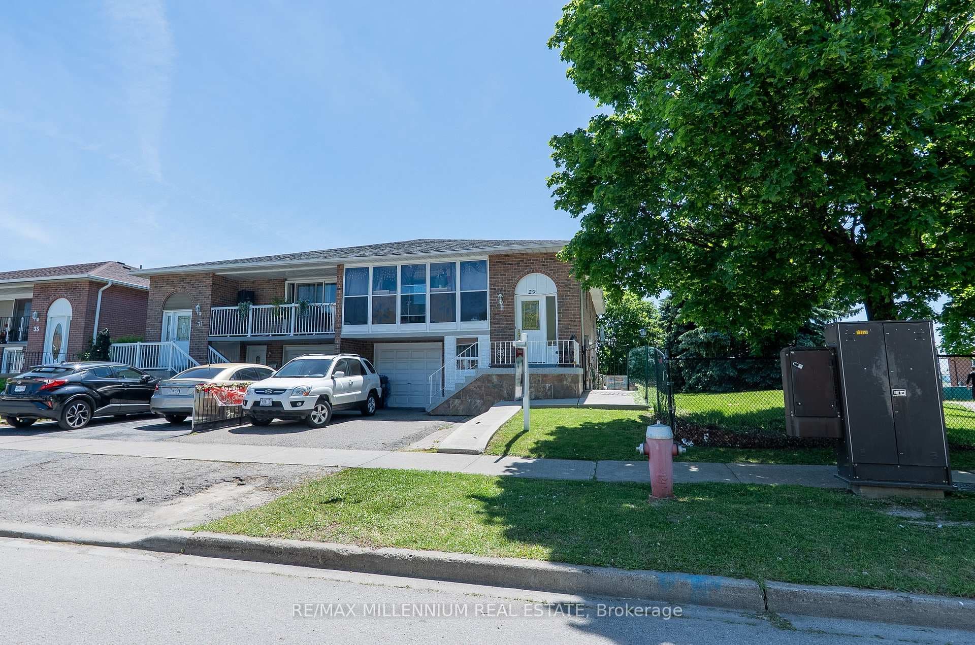 29 Major Oaks Drive, Brampton, ON L6V 3K1 - Photo 1