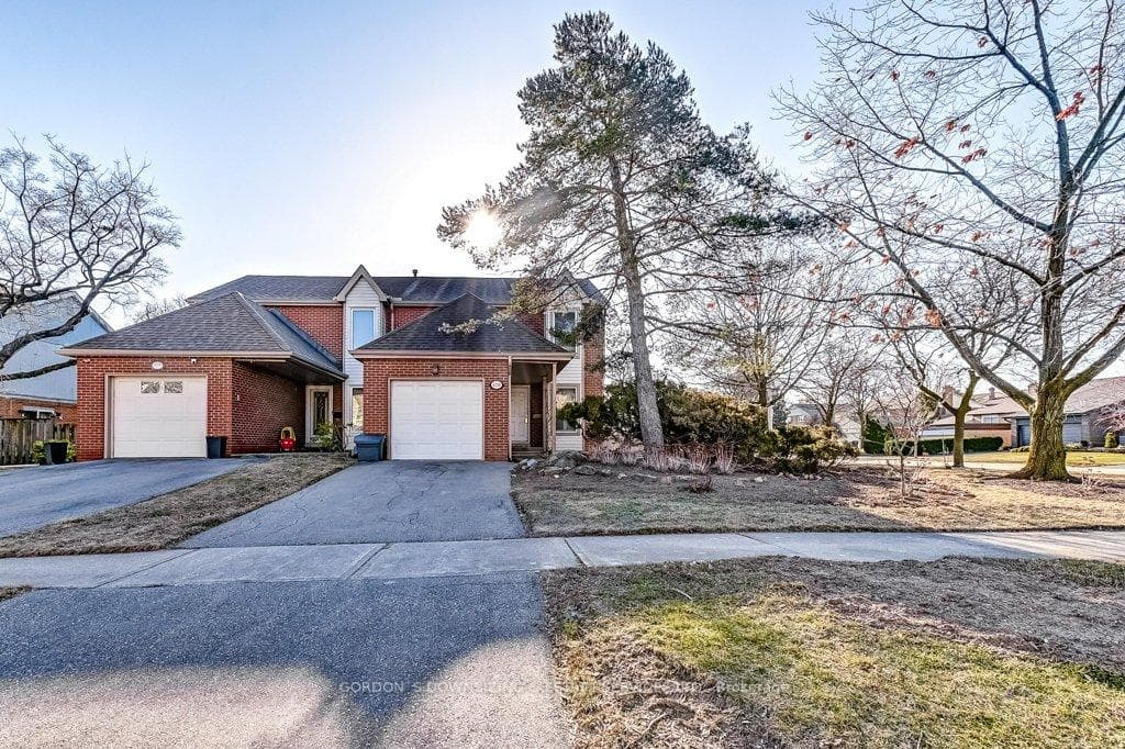 4258 Trellis Crescent, Mississauga, ON L5L 2M2 - Photo 1