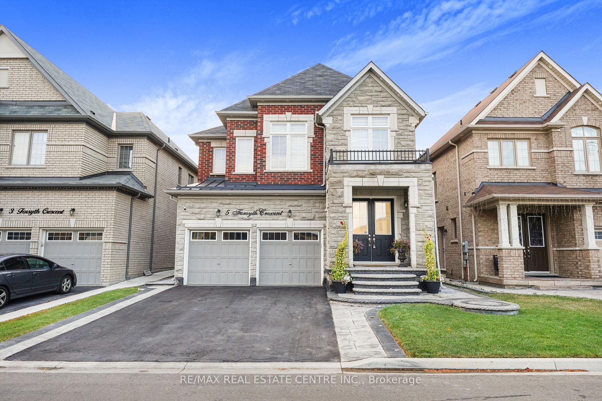 5 Forsyth Crescent, Brampton, ON L6X 5N2 - Photo 1
