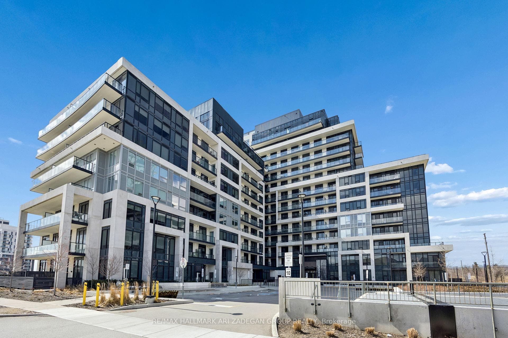 3200 William Coltson Avenue Unit 1302, Oakville