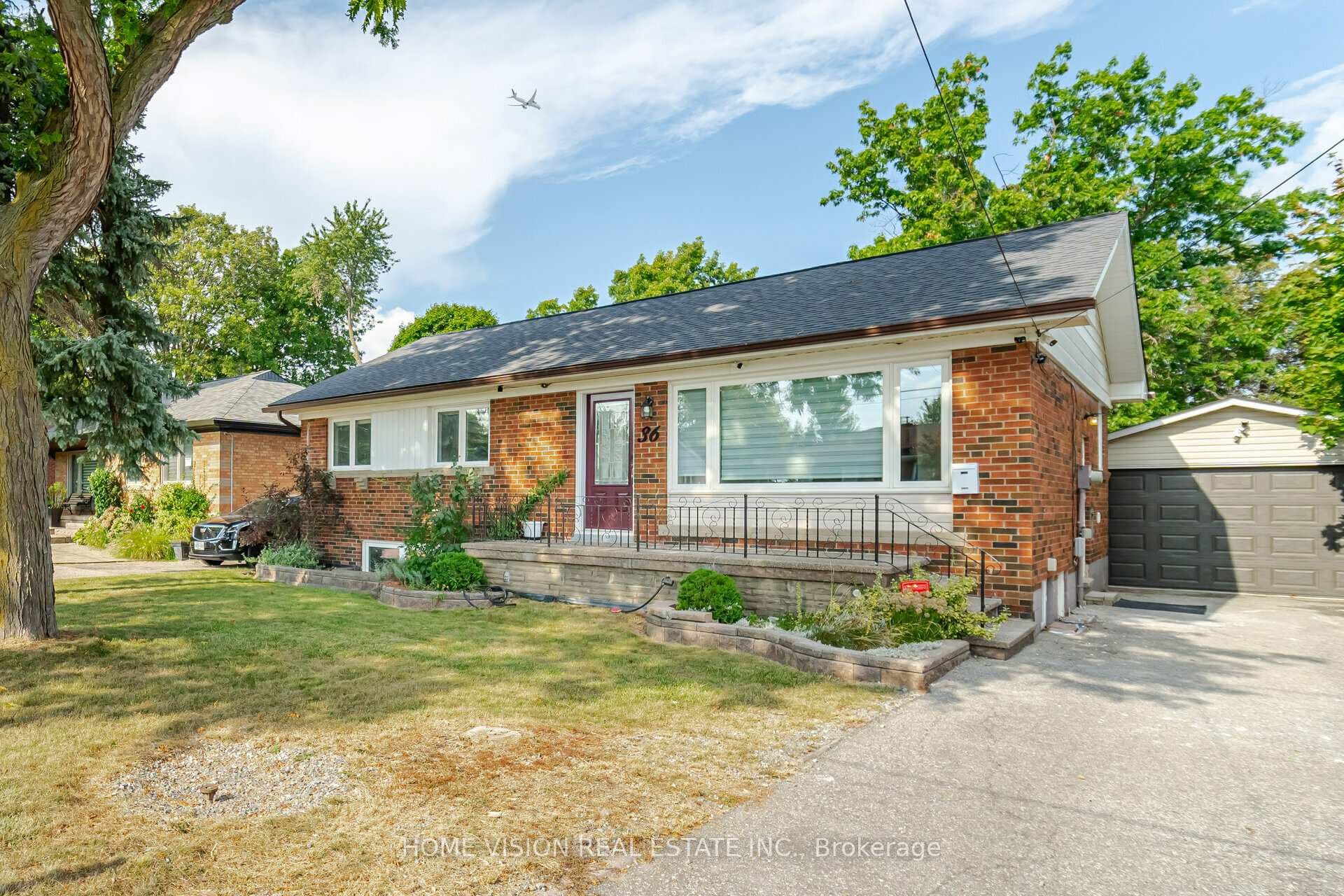 36 Vista Drive, Mississauga, ON L5M 1C2 - Photo 1