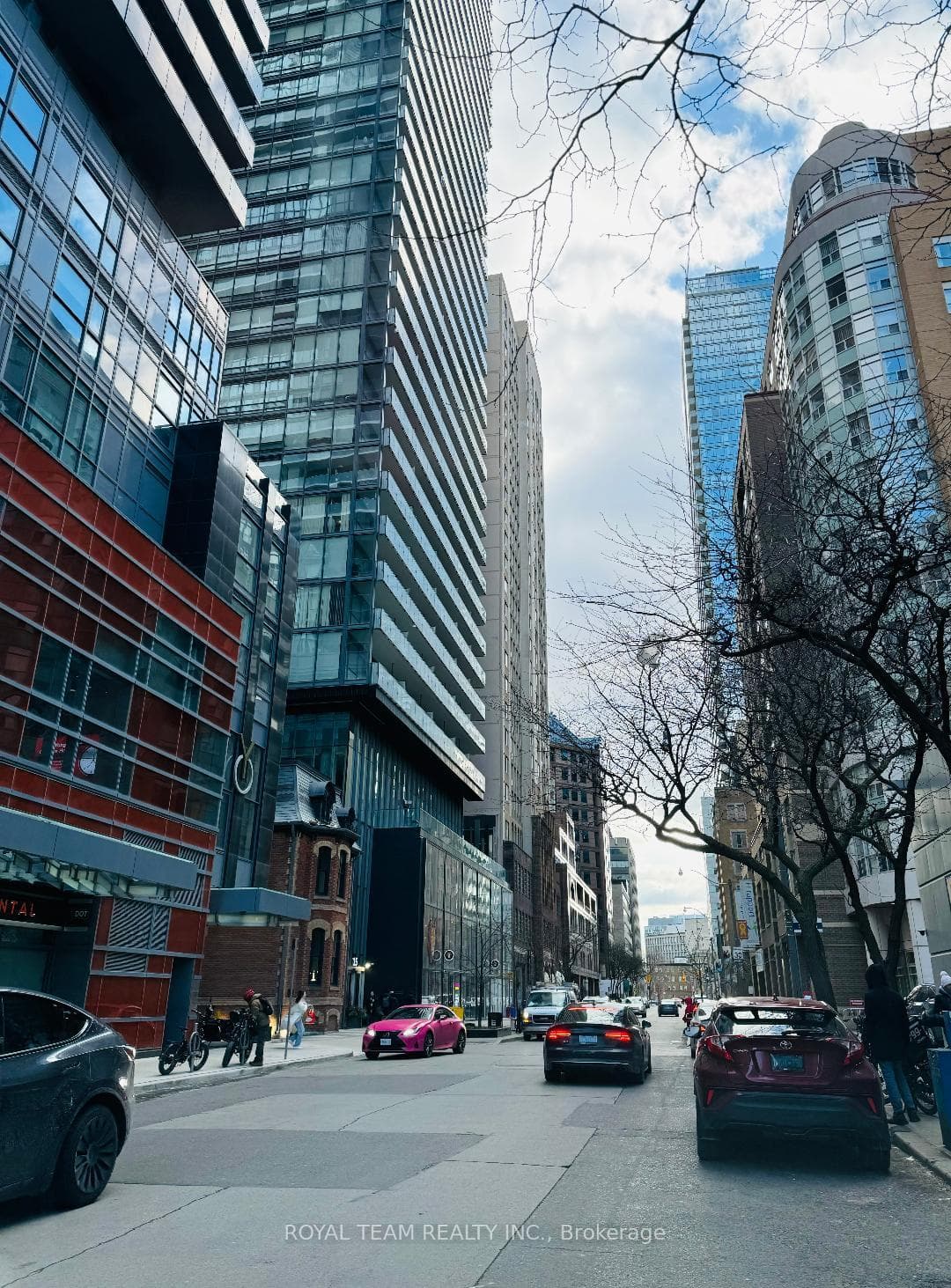 15 Grenville Street Unit 1704, Downtown Toronto / Waterfront, ON M4Y 0B9 - Photo 1