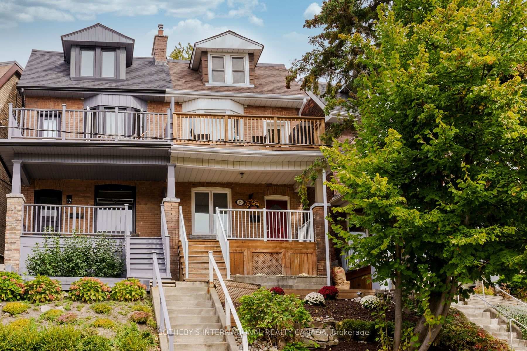 15 Indian Rd Crescent Unit Upper, Bloor West Village / Swansea, ON M6P 2E9 - Photo 1
