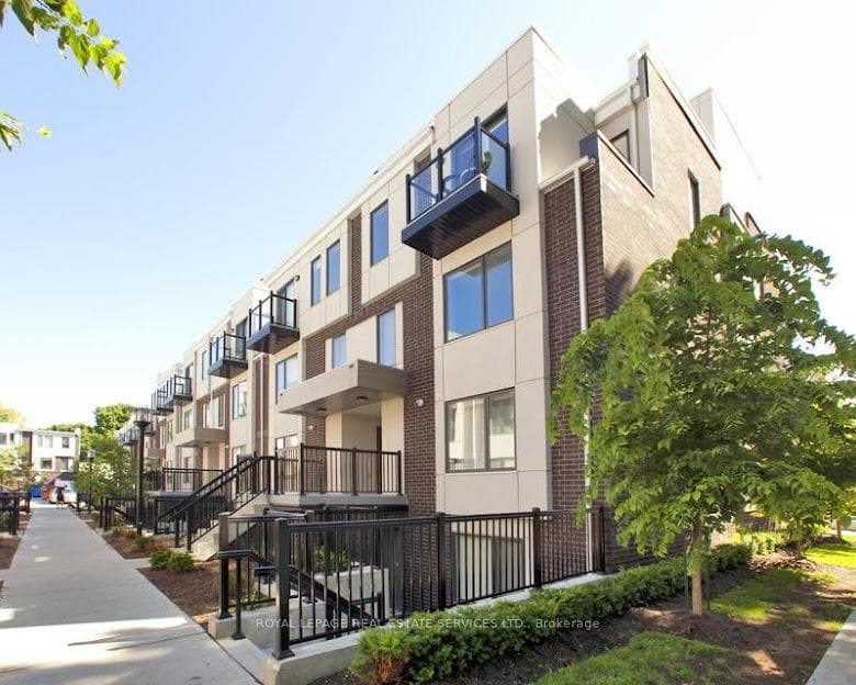 35 Valley Woods Road Unit 513, Don Mills / Parkwoods / Victoria Village, ON M3A 2R5 - Photo 1