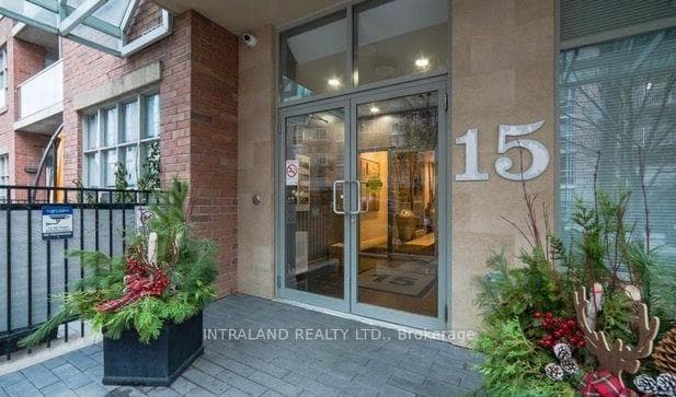 15 Stafford Street Unit 607, Downtown Toronto / Waterfront, ON M5V 3X6 - Photo 1