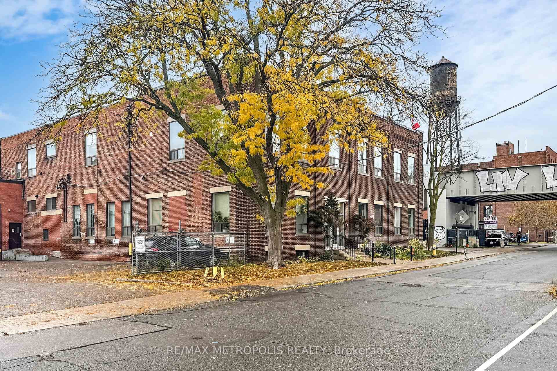 258 Wallace Avenue Unit Studio 1-3, Bloor West Village / Swansea, ON M6P 3M9 - Photo 1