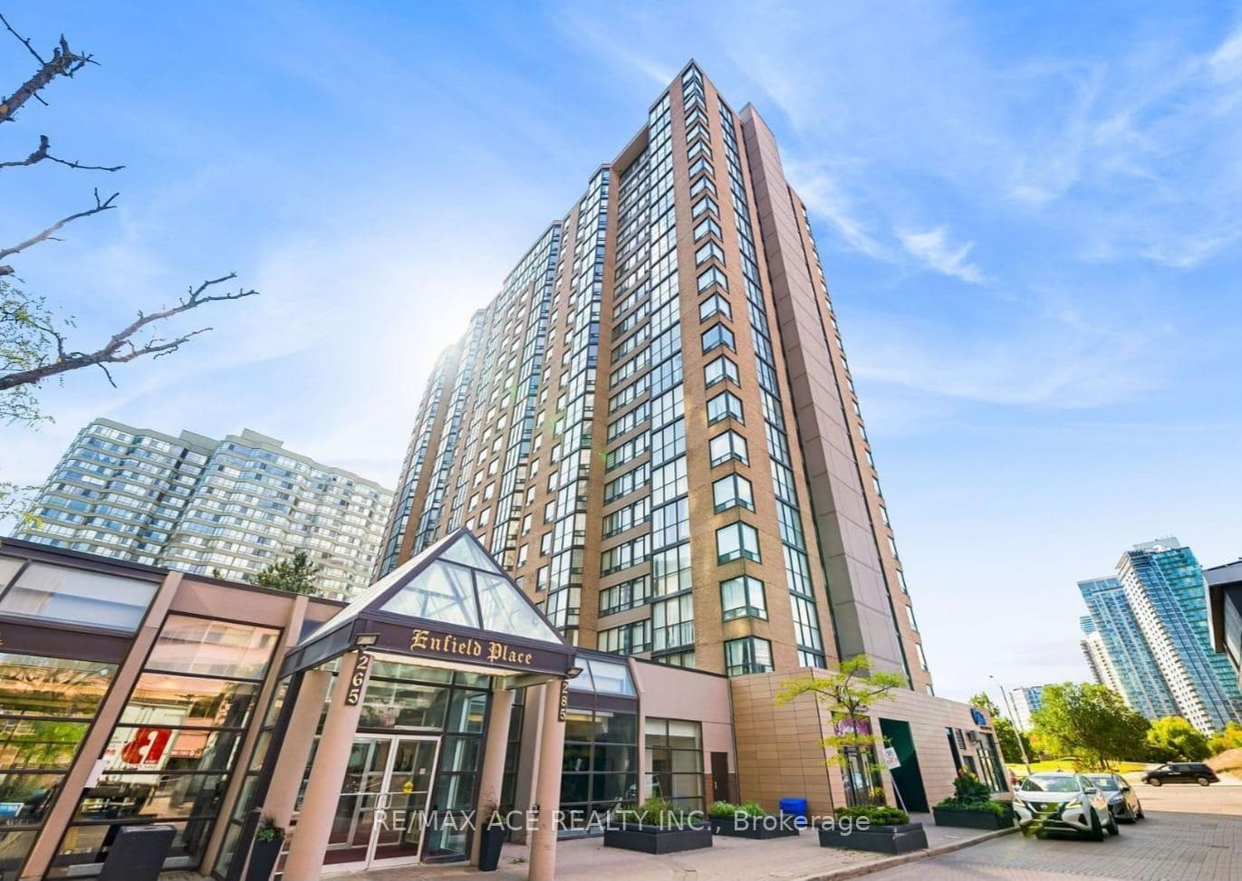 285 Enfield Place Unit 1611, Mississauga, ON L5B 3Y6 - Photo 1