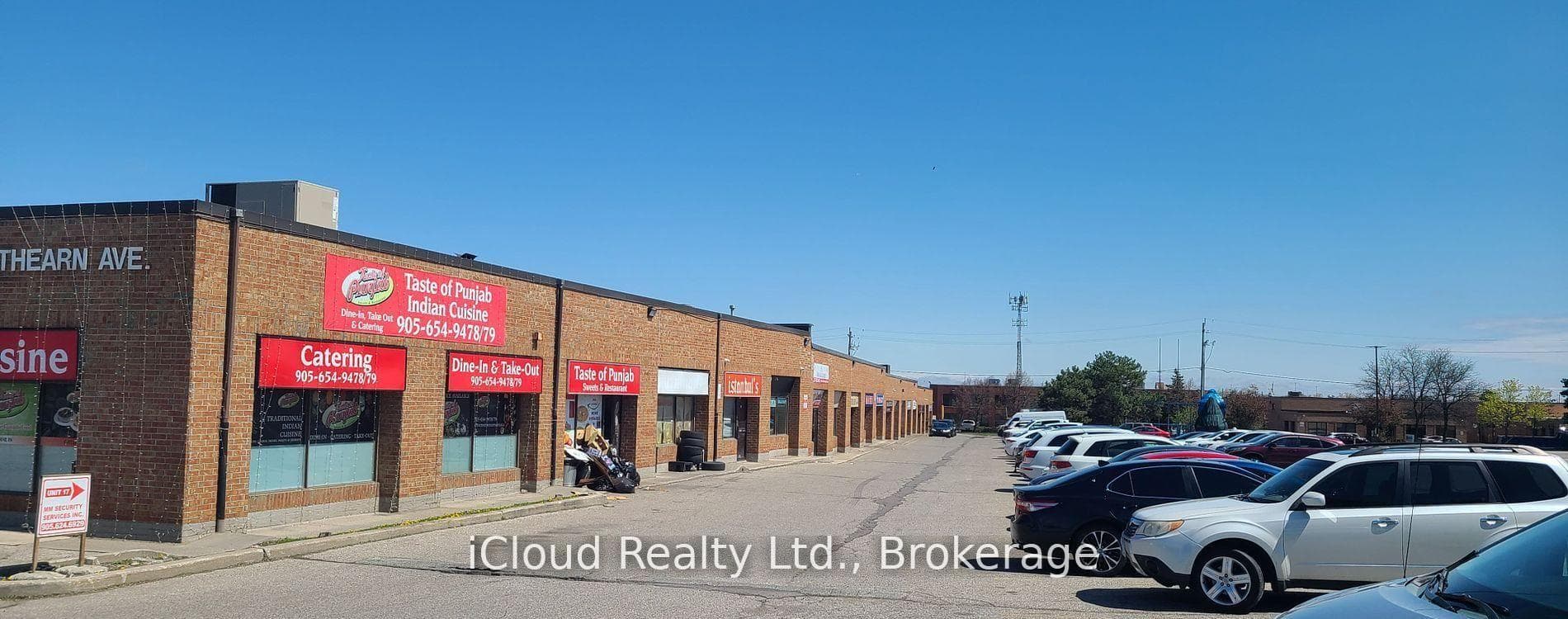 8 Strathearn Avenue Unit 15, Brampton, ON L6T 4L9 - Photo 1
