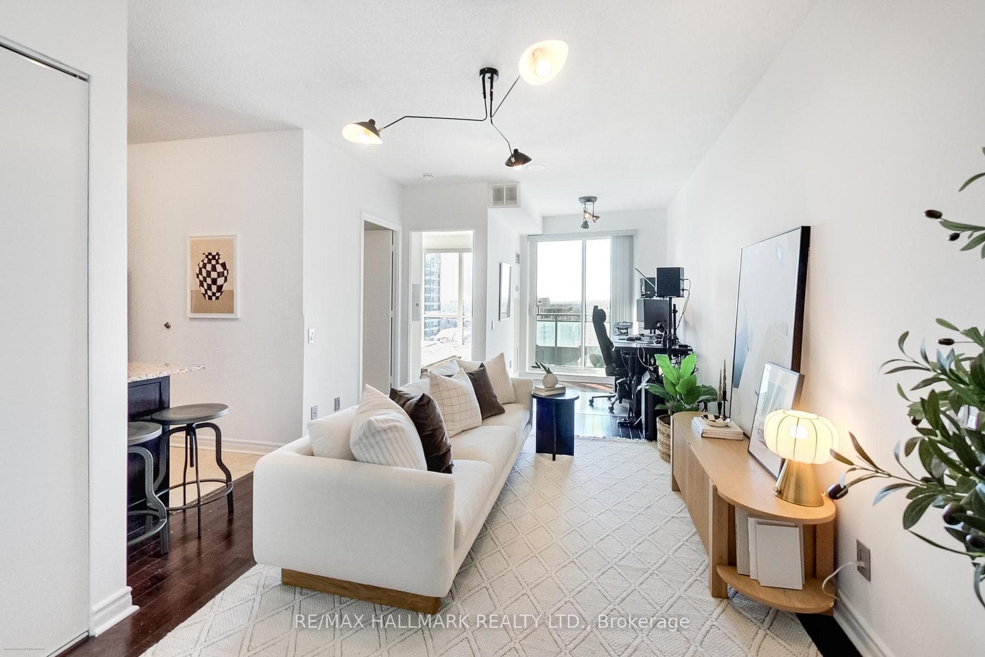 Accommodates Large Sofa