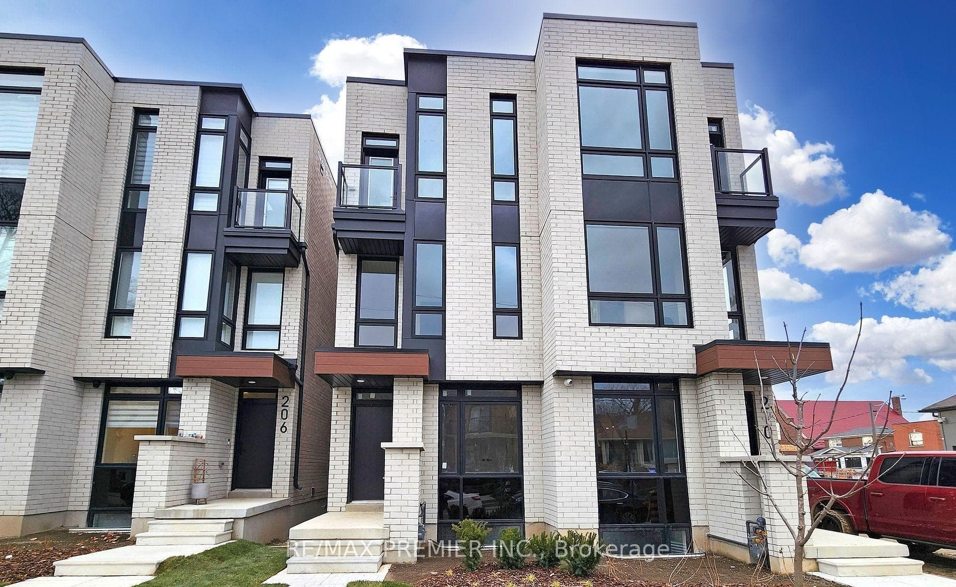 208 Mcroberts Avenue, Keelesdale / Eglinton West, ON M6E 4P5 - Photo 1