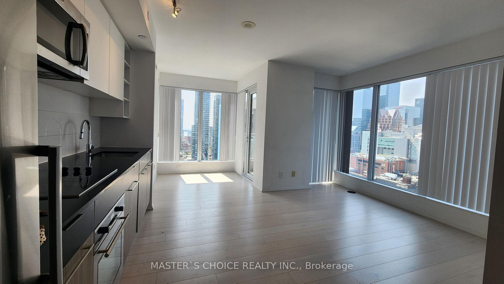 68 Shuter Street Unit 2805, Regent Park / Cabbagetown / St. James Town, ON M5B 0B4 - Photo 1